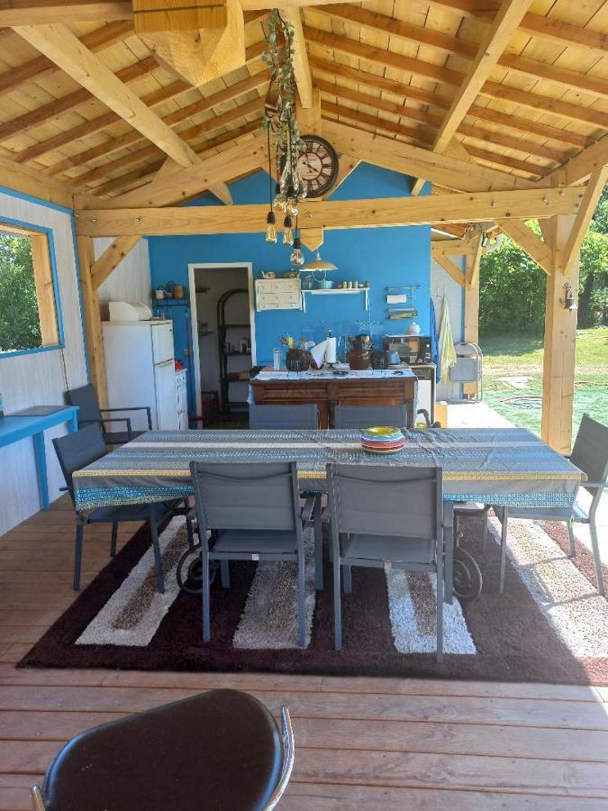 Les Chalets Salineens Salies-du-Salat Экстерьер фото