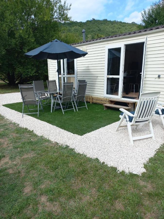Les Chalets Salineens Salies-du-Salat Экстерьер фото